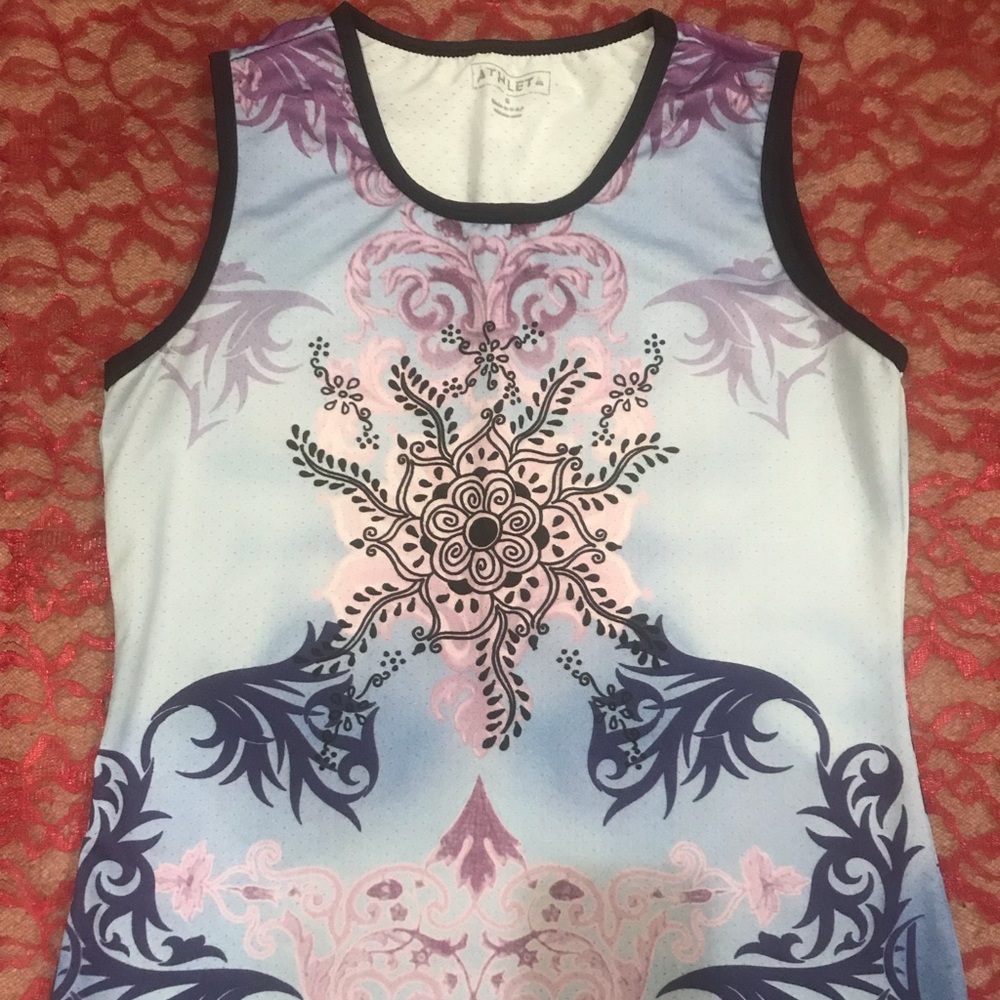 Athleta, tank